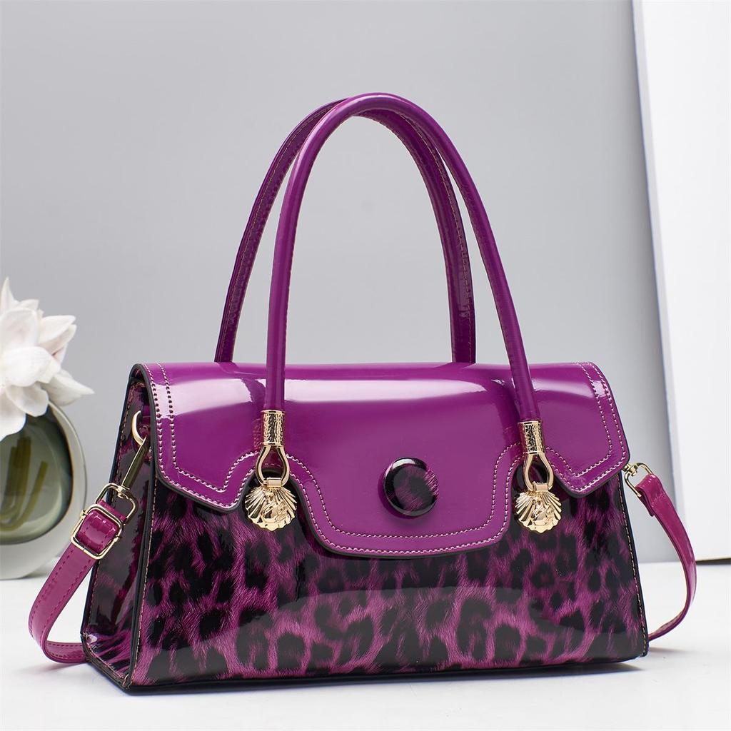 2025 Trendy Leopard Print Crossbody Handbag for Women - Versatile, Stylish Shoulder Bag for Moms