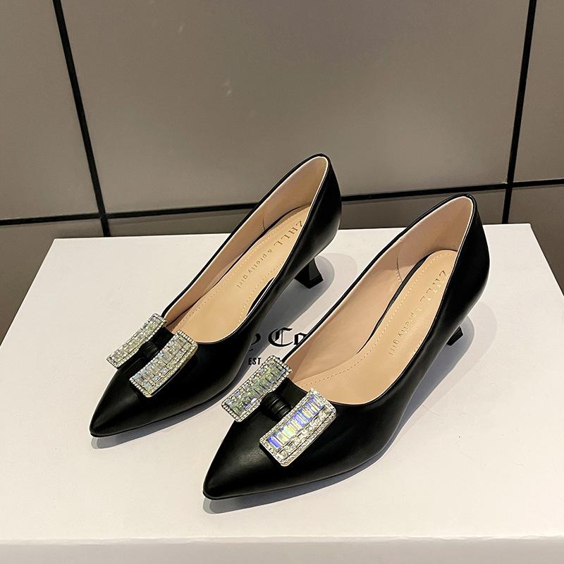 

New high heels women s thin heels pointed fashion women s single shoes fattened and widened women s shoes 35 чёрный