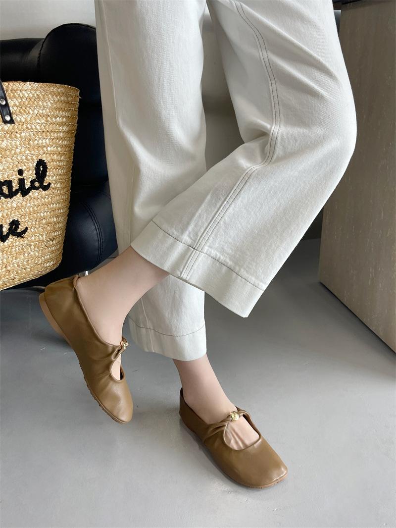 

2025 новые туфли-лодочки с ремешком через подъем женские туфли 43 темно-коричневого