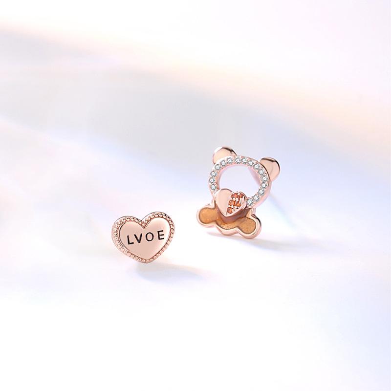 

Elegant S925 Silver Heartbeat Bear Stud Earrings for Women