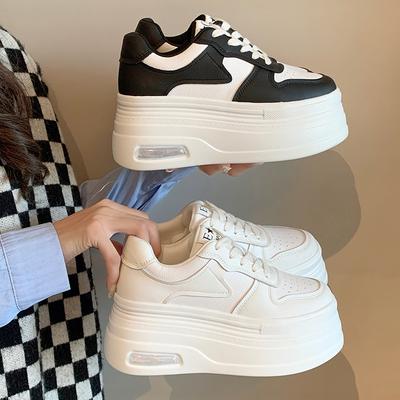 Kleine super dikke zool leren kleine witte schoenen dames 2024 zomer nieuw Koreaanse versie 8cm hoogteverhogende muffin plateau schoenen enkele schoenen