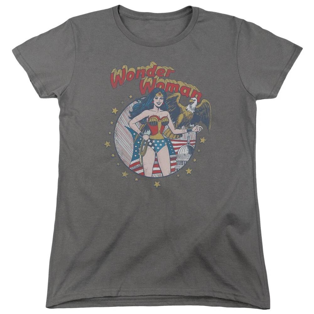 Wonder Woman  At Your Service  Women s T-Shirt M