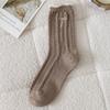 Embroidered Bow Wool Socks, Thickened Warm Socks for Autumn and Winter, Women's Twisted Retro Mid-calf Socks, Women's Socks
