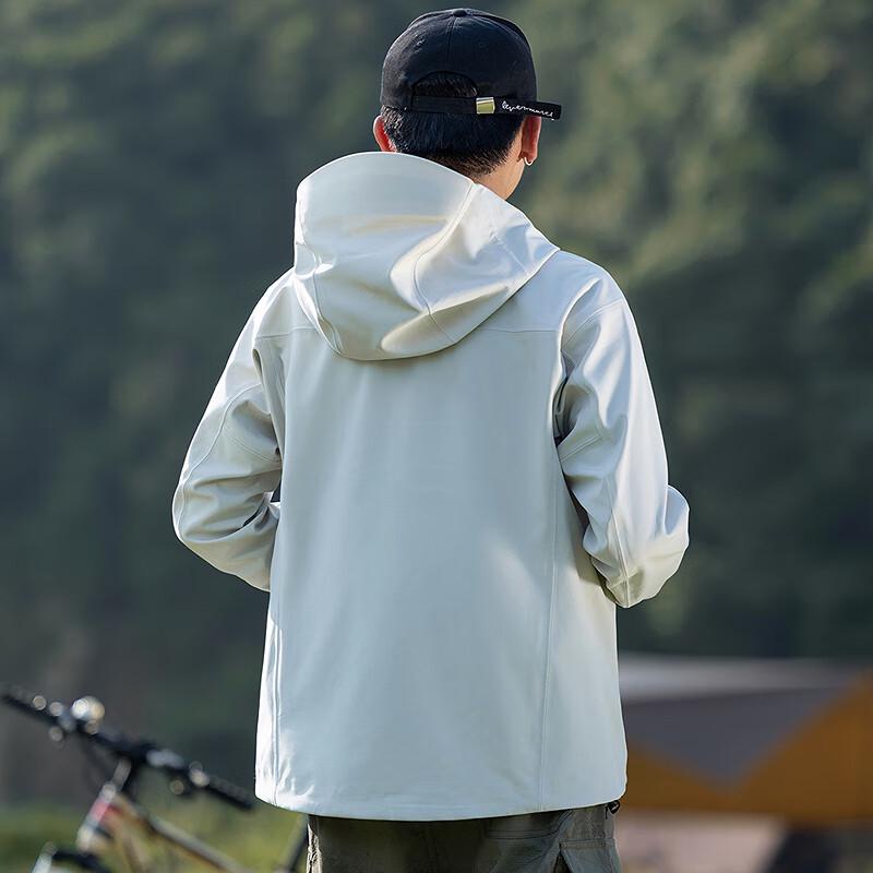 FAPAI Men's Thin Fleece Lined Hooded Outdoor Sports Jacket