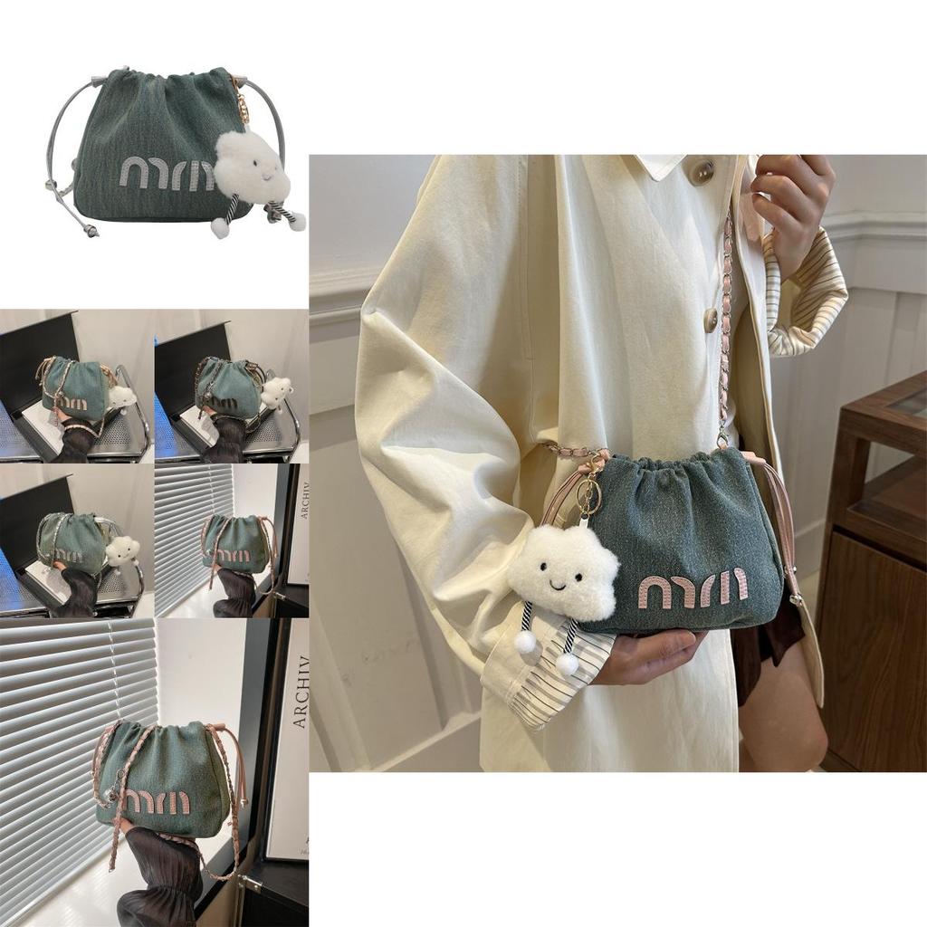 Chic And Fashionable Bucket Bag Featuring Soft Pu Material For Everyday Use