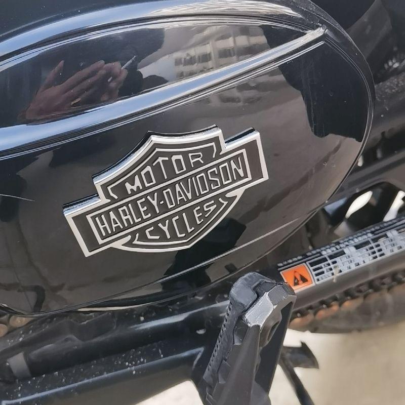 1 ks kovový hliníkový plech lebka kostra samolepka motocykly hlava 3D samolepka ocas palivová nádrž dekorativní samolepky pro Harley Davidson