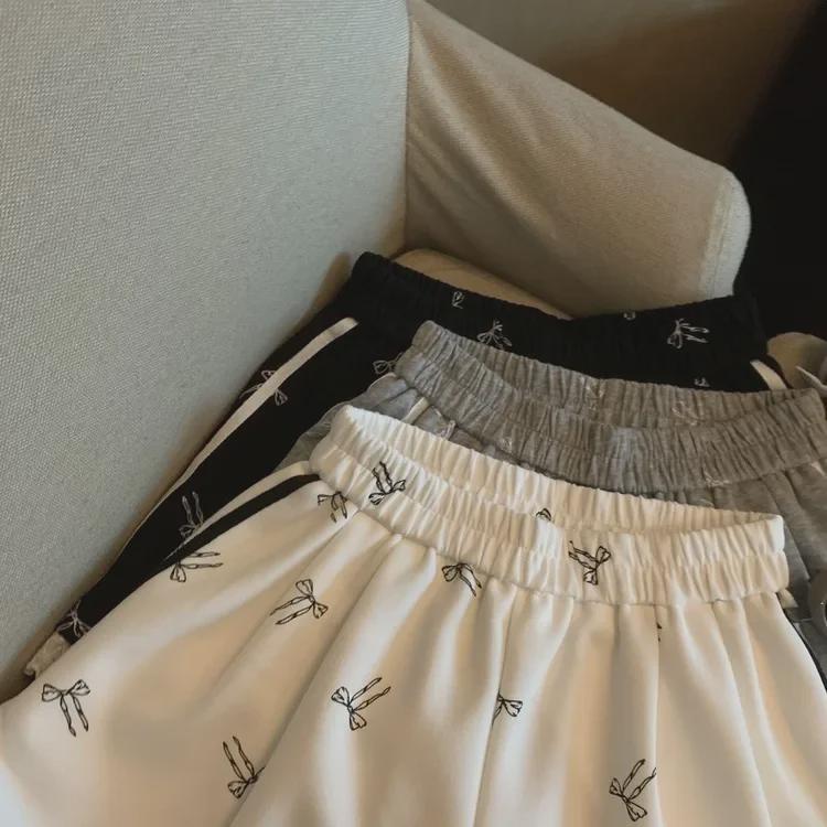 Women's Elastic Waist Lace Bowknot Print Summer Casual Wide Leg Shorts