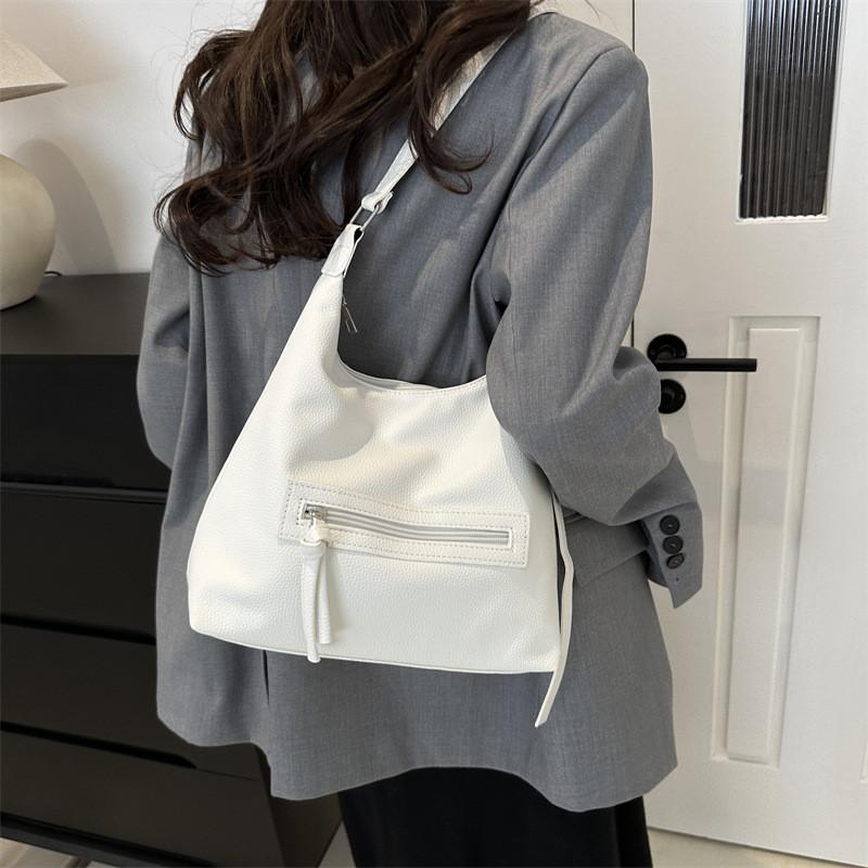 Stylish Large Capacity Fashionable Pu Tote Bag For Women Perfect For Daily Commute