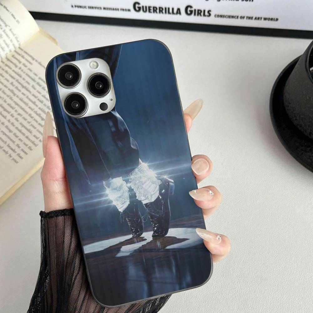 Pop Singer Michael Jackson Phone Case For IPhone 17 16 15 11 12 13 14 Pro Max Soft Corrugated Silicone Cover Case