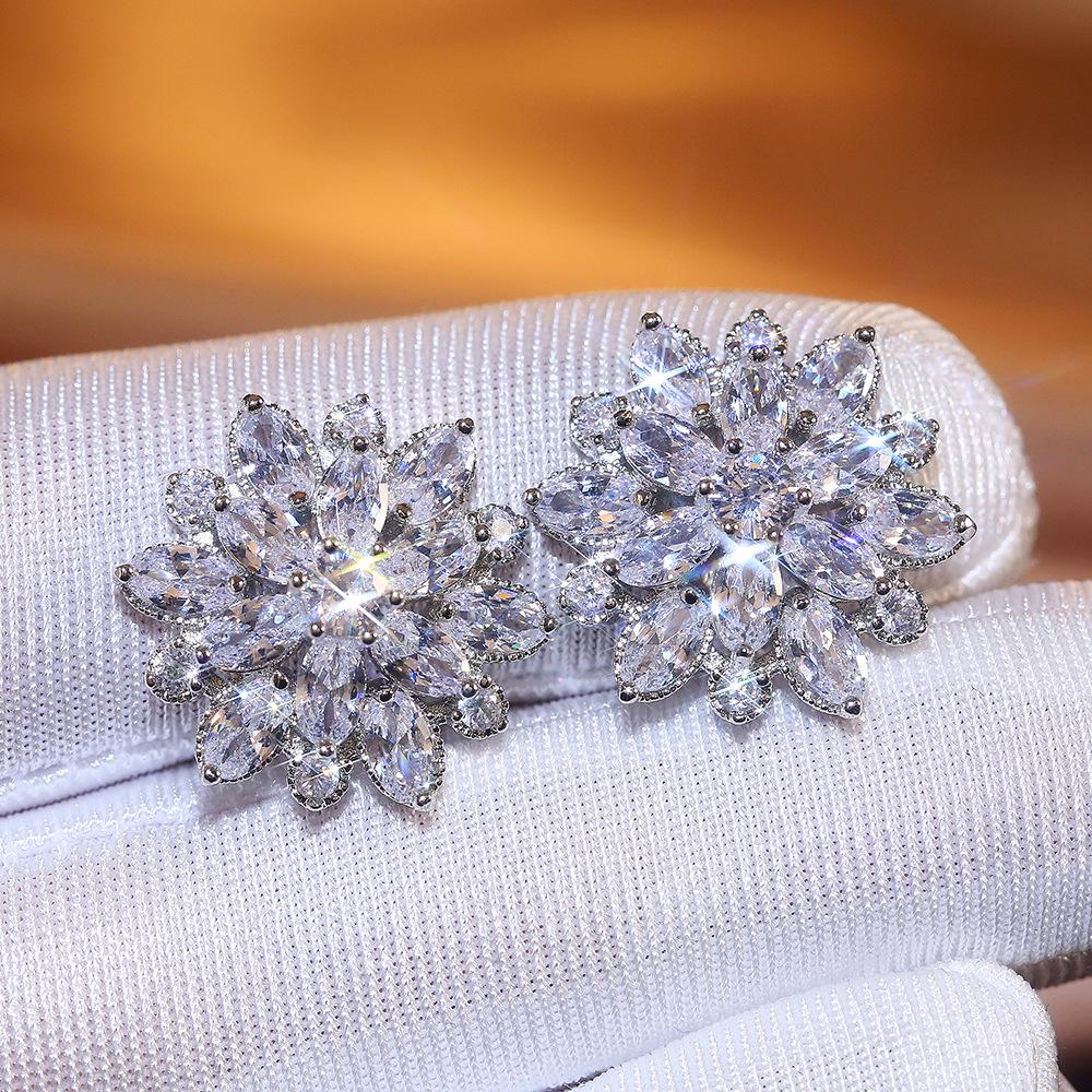 Luxury Sunflower Double-Layer Zircon Women's Stud Earrings - Fashionable Copper Jewelry Accessories