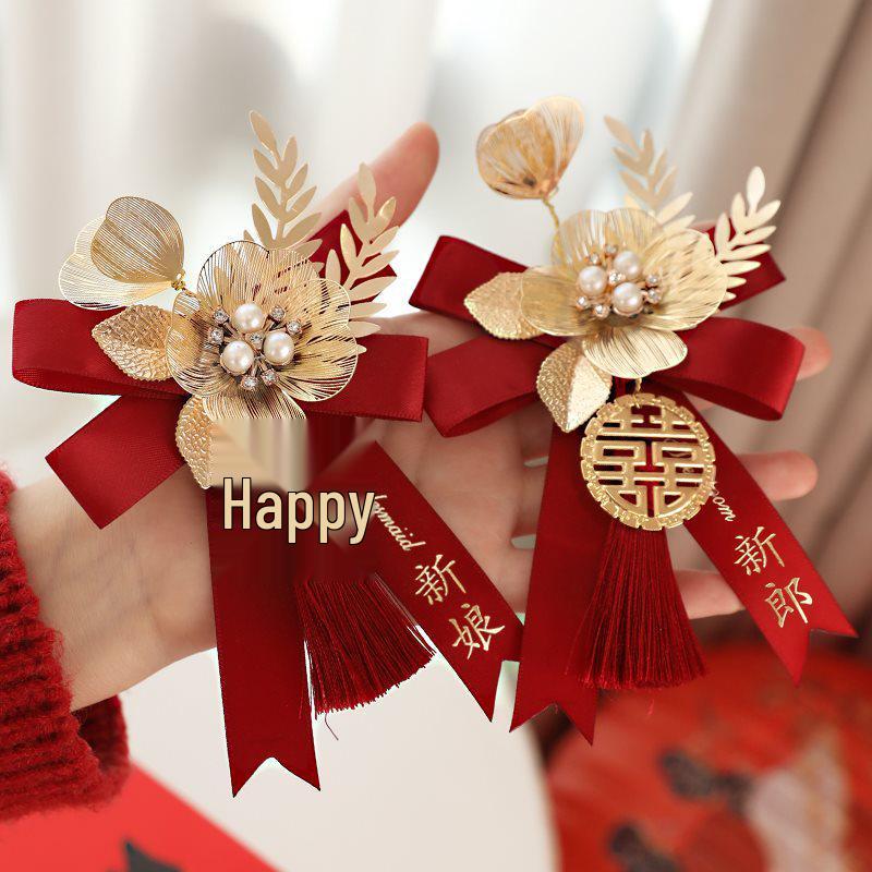 Complete Wedding Corsage Set for Groom, Bride, and Parents: Boutonniere and Brooch Collection for a Perfect Ceremony