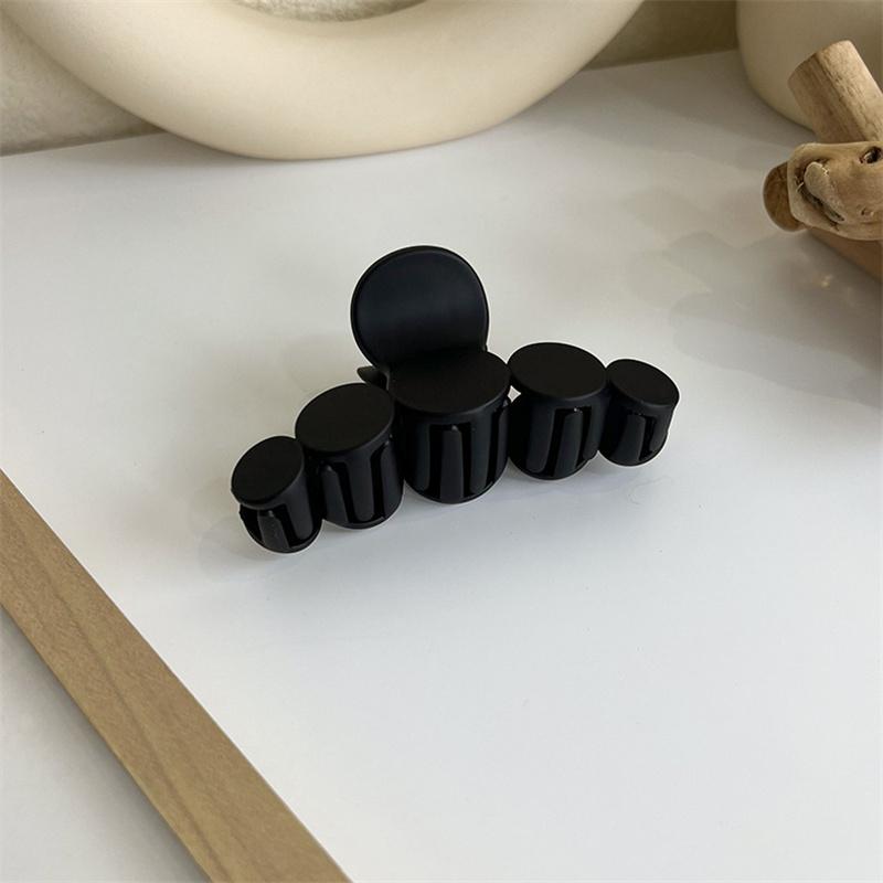 1Pcs Korean Coffee Beige Large Hair Claw Acrylic Hairpin Geometry Barrette Crab Hair Clips Headwear Womens Girl Hair Accessories