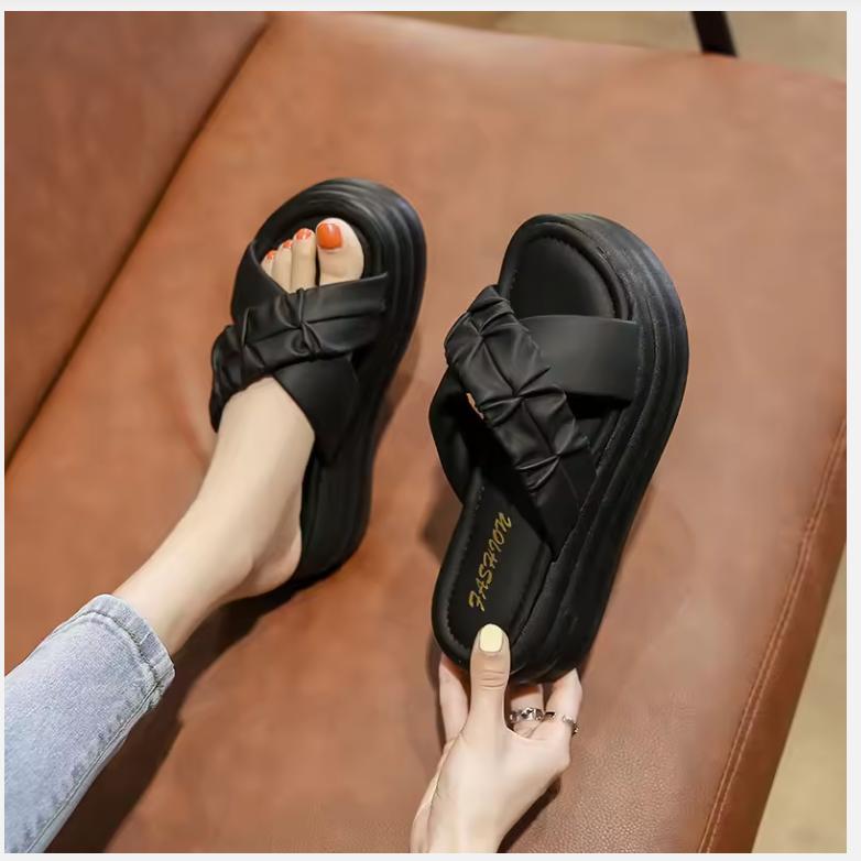 Women Slippers Fashion Sandals Thick Shoes Beach EVA Platform Slides Summer Outdoor Non Slip Orginal High Quality Bedroom Home
