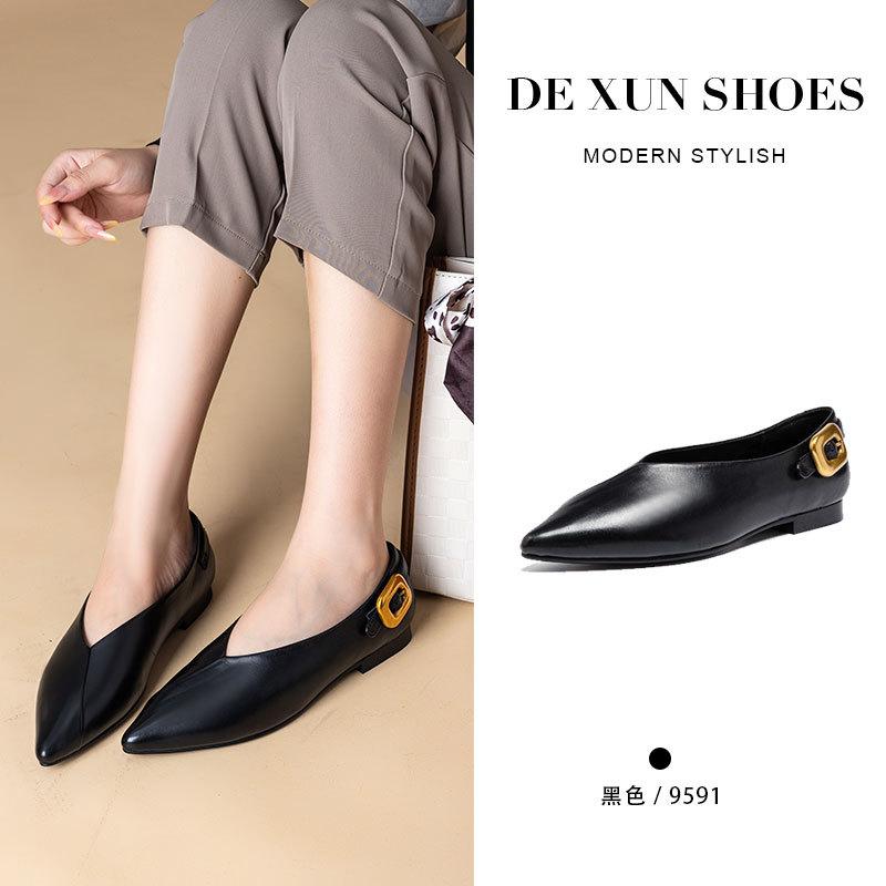 Versatile pointed single shoes women's summer black commuting witch shoes genuine leather soft-soled grandma shoes flat-soled shallow mouth small leat