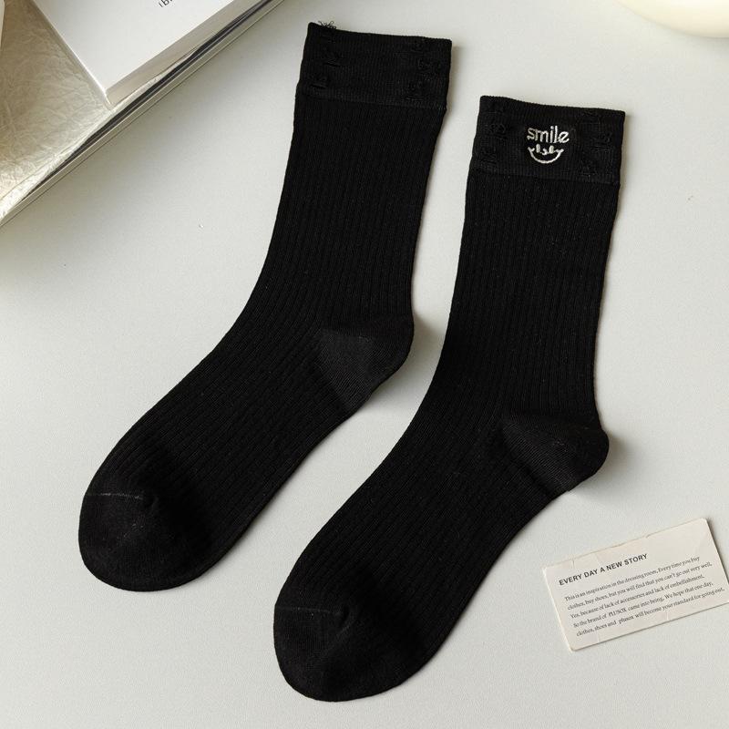 5/10 Pairs Casual Solid Color Socks for Women Spring Summer Mid Calf Cotton Socks Black and White Embroidered Casual College Style Long Socks