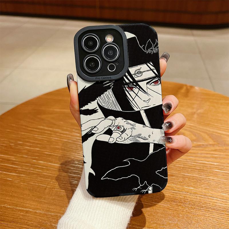 

Чехол из кожи с вертикальным зернистым узором и принтом Учиха Итачи, мягкий силиконовый чехол с полной защитой объектива камеры для iPhone iPhone 13
