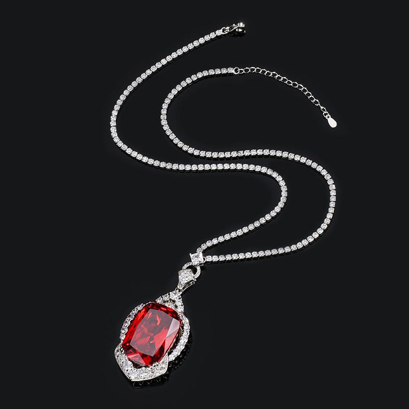 Jewelry Copper Bottom Gold-Plated Imitation Colored Treasure Square Diamond Luxury Pendant Necklace Stone 20 * 28