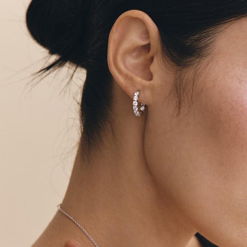 Hyeres-lor Essence Silver (W) Tennis One-Touch Earrings M HL4E46440W9XXX