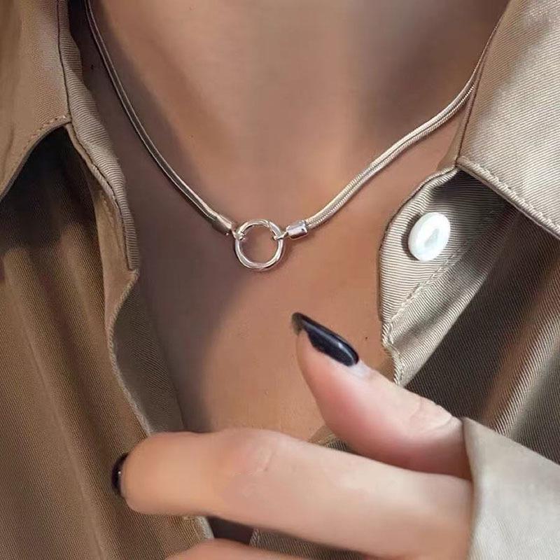 Elegante Damen S925 Sterlingsilber Perlenanhänger Halskette - Leichte Luxus Schlüsselbeinkette