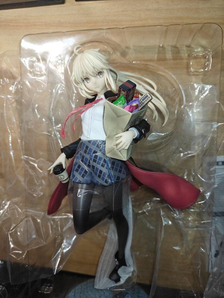 [USED] Saber Altria Pendragon Alter Heroic Spirit Travel Outfit Figure Fate