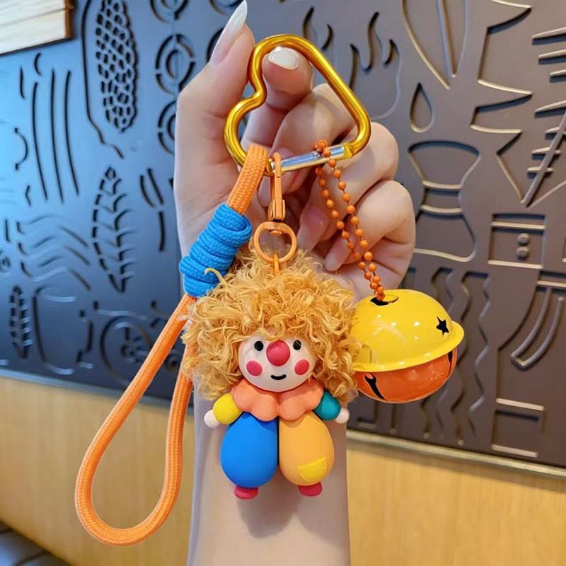 Curly Haired Clown Pvc Keychain With Cartoon Design For Gift And Decoration