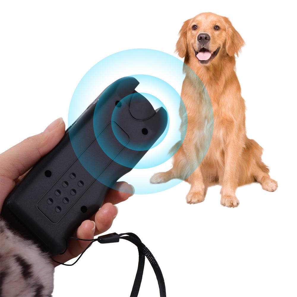 3 In1 Ultrasonic Dog Repeller LED Light Handheld Electronic Dog Repeller Battery Powered Portable Dog Bark Deterrent