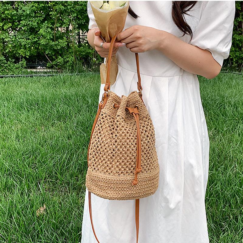Yaz Örgülü Hasır Kova Çanta Kadınlar Için Basit İpli Plaj Omuz Crossbody Çanta