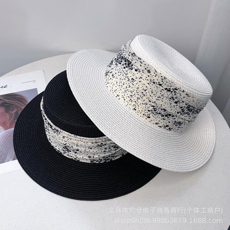 French elegant flat-brimmed straw hat women's spring summer outing beach hat versatile face small sun hat