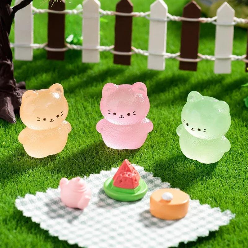 10-100pcs Luminous Miniature Cat Cute Cat Figures Glow in The Dark Mini Resin Animals Cats Fairy Garden Decoration Accessories