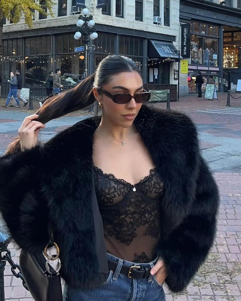 European and American new fox fur jacket winter thickened black imitation fur women's clothing short environmentally friendly plush fur top
