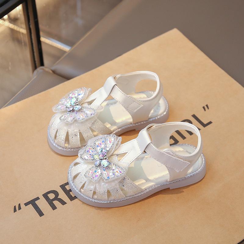 Girls Sandals Children's Princess Shoes Girls Baotou Shoes Summer New Rhinestone Bow Foreign Style Classmate