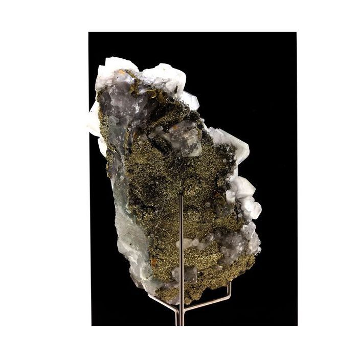 Pierres et Minéraux. Calcite, Pyrite, Quartz. 1693.0 ct. El Hammam Mine, Meknès, Maroc.