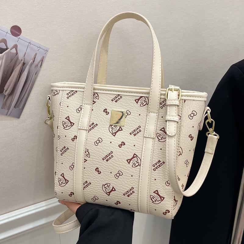 Cartoon bear printed bucket bag 2025 spring new Korean version fashionable versatile shoulder bag premium messenger bag