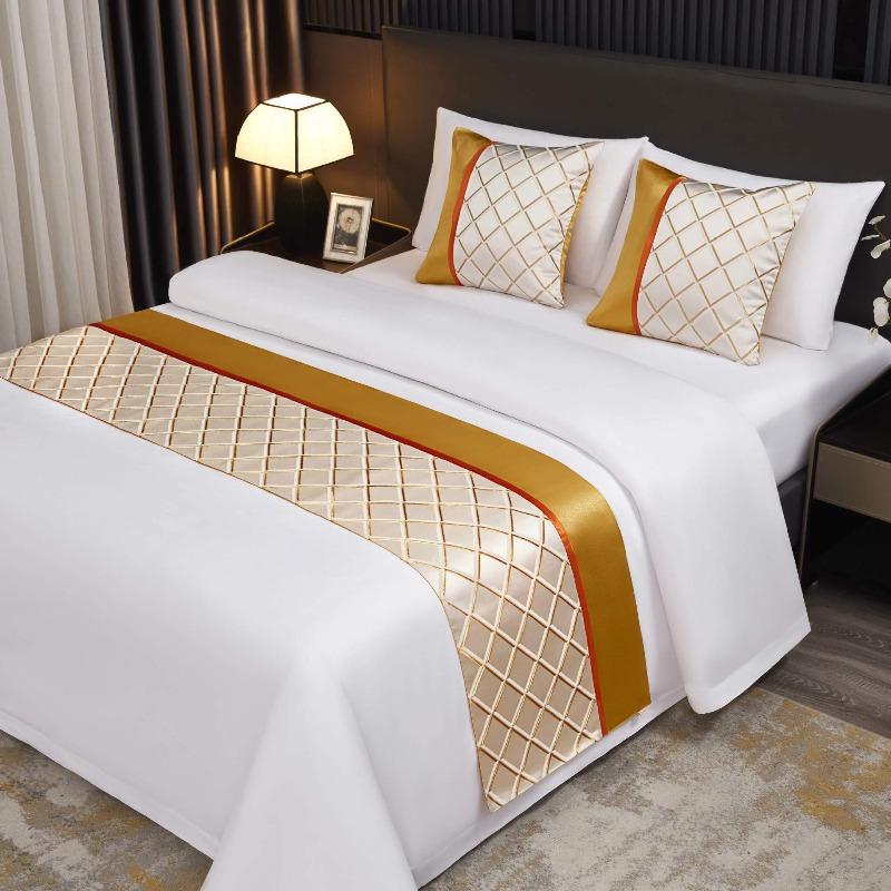 Light Luxury High-end Hotel Bed Flags Vintage Decorative Scarves Bedding Same Style Pillowcase European Style Wedding Room Home Decorat Bed Tail Towel