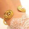 Goldene Manschettenarmbänder für Damen Vintage Blume Schmetterling Sonne Muschel Boho Armreifen Breites Offenes Manschettenarmband Schmuck für Sie