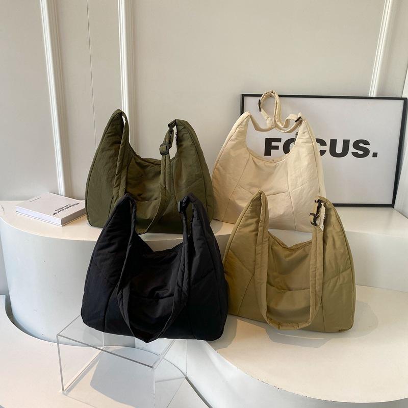 2025 autumn new large-capacity dumpling bag simple cotton clothes Korean version crossbody women's shoulder bag