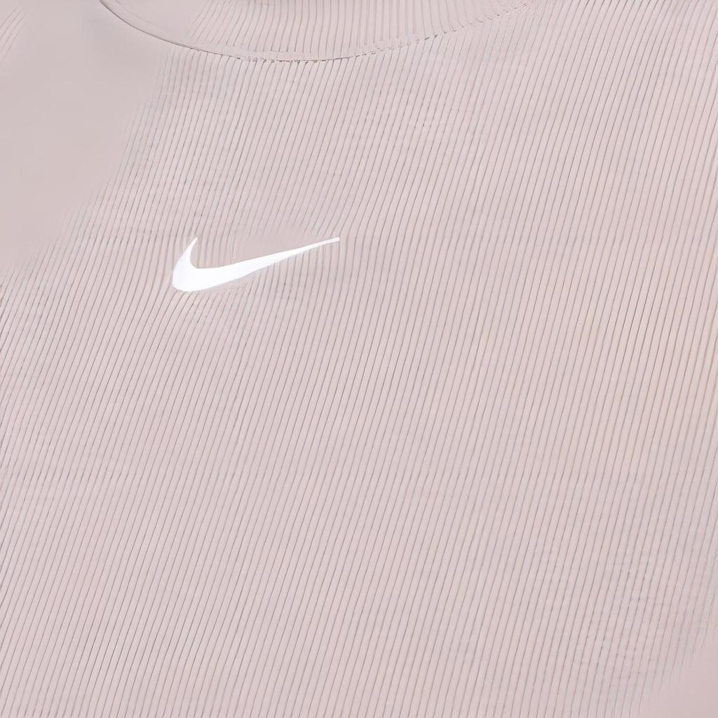 Nike T Shirts Women's Blended Gray Brown Turtleneck Moderate Straight Fit DV7881-272