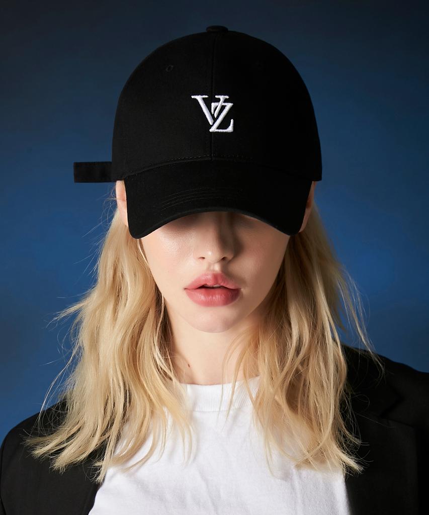 Bajal [Unisex] 3D Monogram Logo Oversized Ball Cap Black