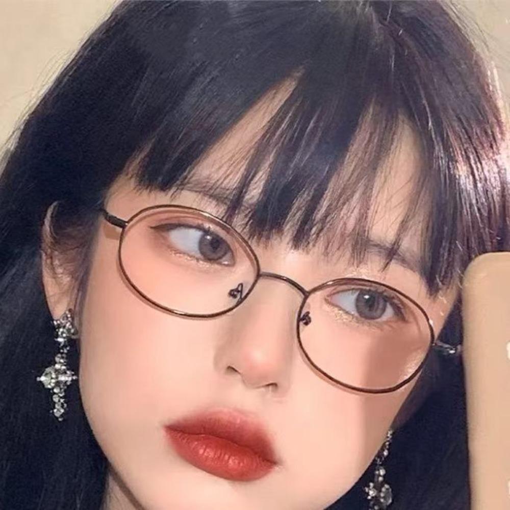 Vintage Myopia Glasses for Women Oval Metal Frame Brand Designer Fashion Y2K Woman Metal Optical Frames Computer Glasses