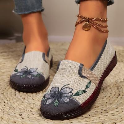 Fashion Women's Flat Shoes Autumn New Round Head Shallow Mouth Embroidery Slip-on Soft Sole Anti-slip Wear-resistant Cloth Shoes