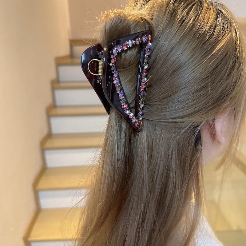 Korean High-End Hair Clip, Fashionable and Elegant Minimalist Triangular Diamond-Encrusted Claw Clip