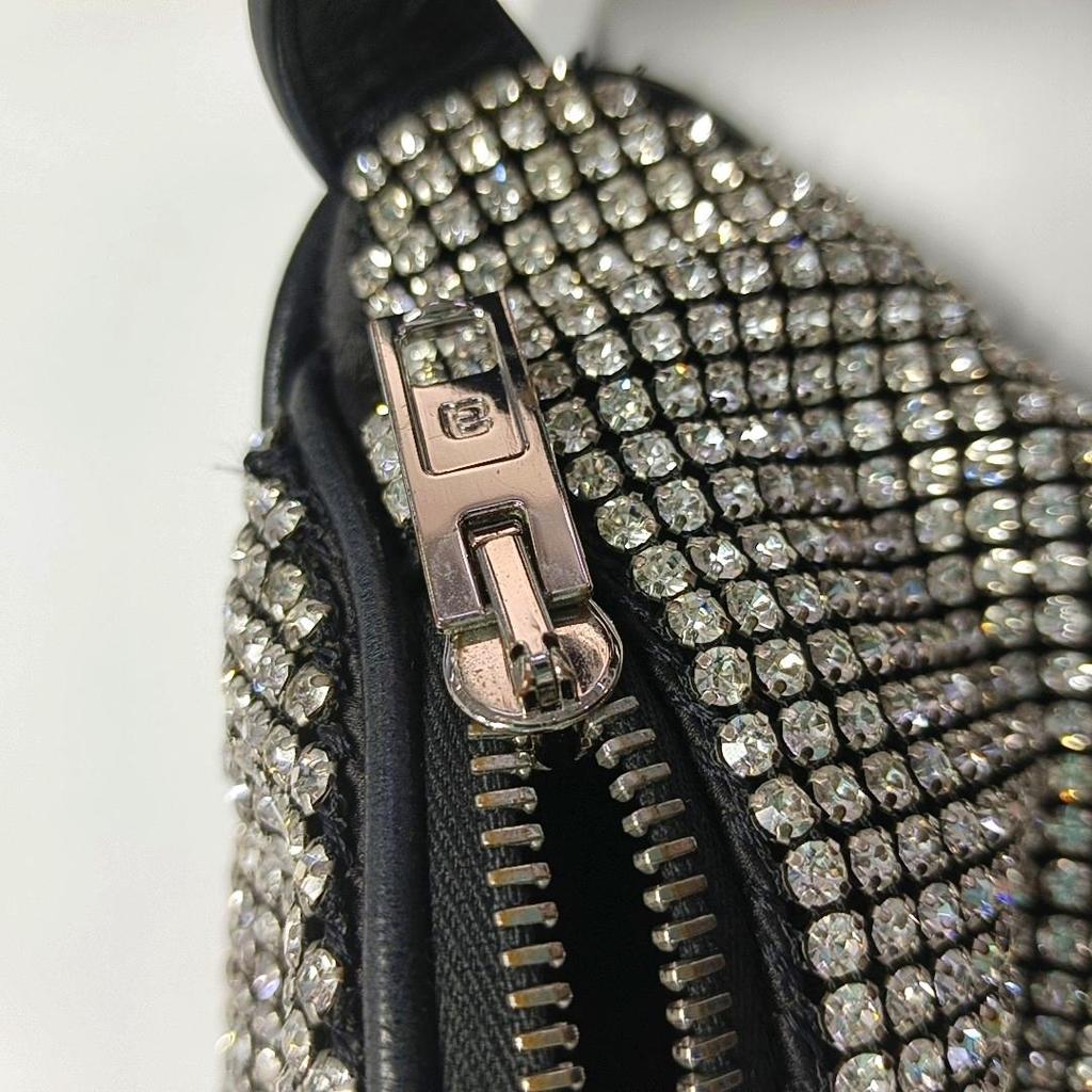 [Pre-Owned] Attica Series Adjustable Rhinestone Chain Internal Leather Logo Decoration Cowhide And Sheepskin Mini Shoulder Crossbo - Very Good #GCYV54