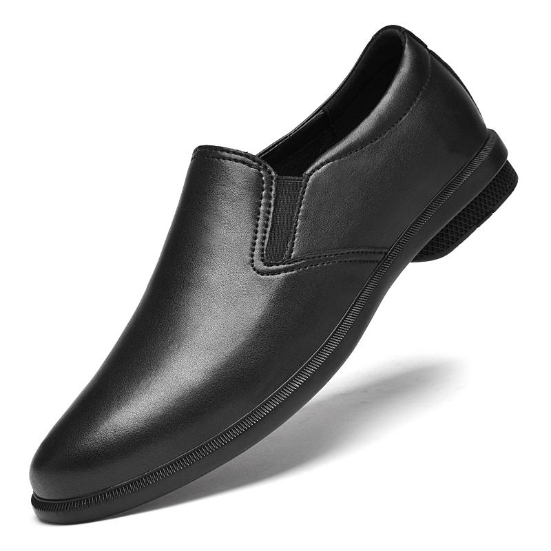

Новые мужские повседневные однотонные кожаные лоферы с дышащими отверстиями, ленивые туфли с круглым носком, мягкой подошвой, удобные офисные повседневные туфли 45 чёрный