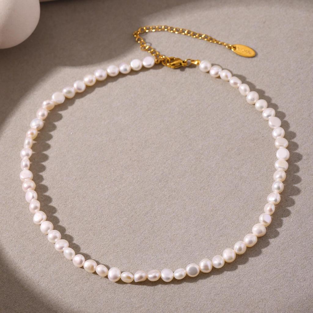 Qiong Yao Luxury Baroque Freshwater Pearl Necklace - Elegant Handmade Beaded Clavicle Chain for Women