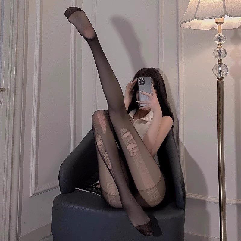 Ultra-Thin Open Crotch Black Lace Pantyhose - Sexy Tearable Bed Stockings for Women