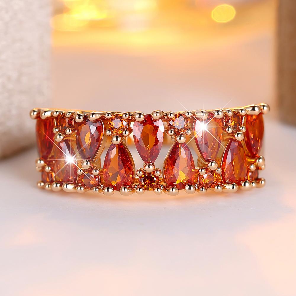 Wide Pear Cut Red Zircon Rings for Women Vintage Gold Color Engagement Ring Wedding Jewelry Anniversary Birthday Gifts