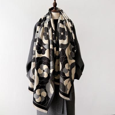 Accessoires – Schals & Tücher