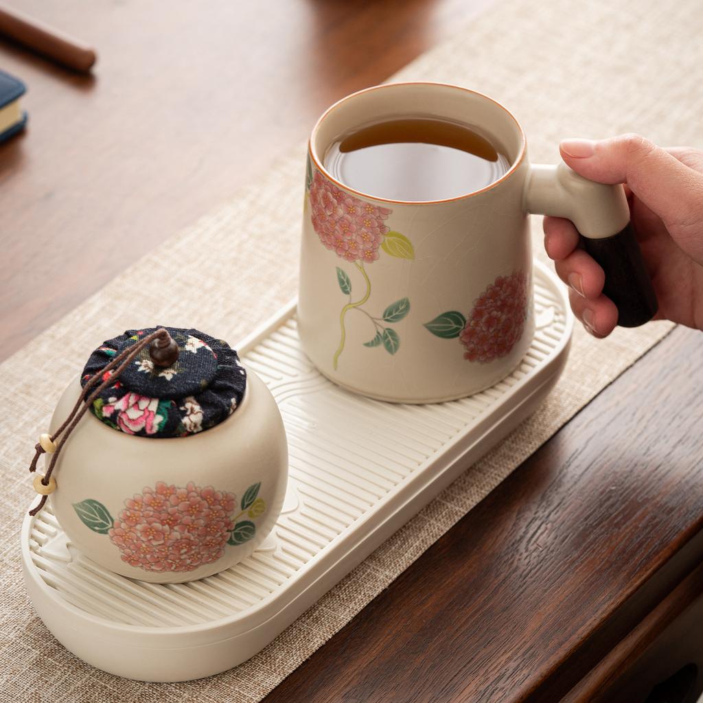 High-grade Ru kiln teacup new home office cup tea separation personal special ceramic with lid mug