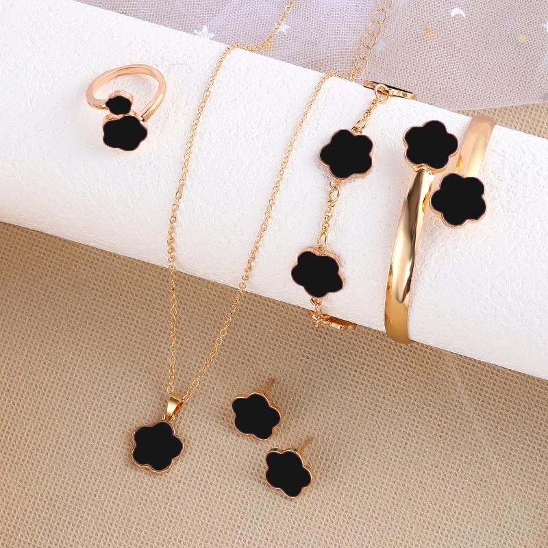 Korean Version Five-leaf Flower Lucky Stud Earrings Necklace Bracelet Bracelet Ring Set Five-petal Flower