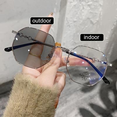 Kadın Akıllı Fotokromik Eksi Diyoptri Gözlük Açık Renk Değişen Güneş Gözlüğü Trendy Miyopi Reçeteli Gözlük